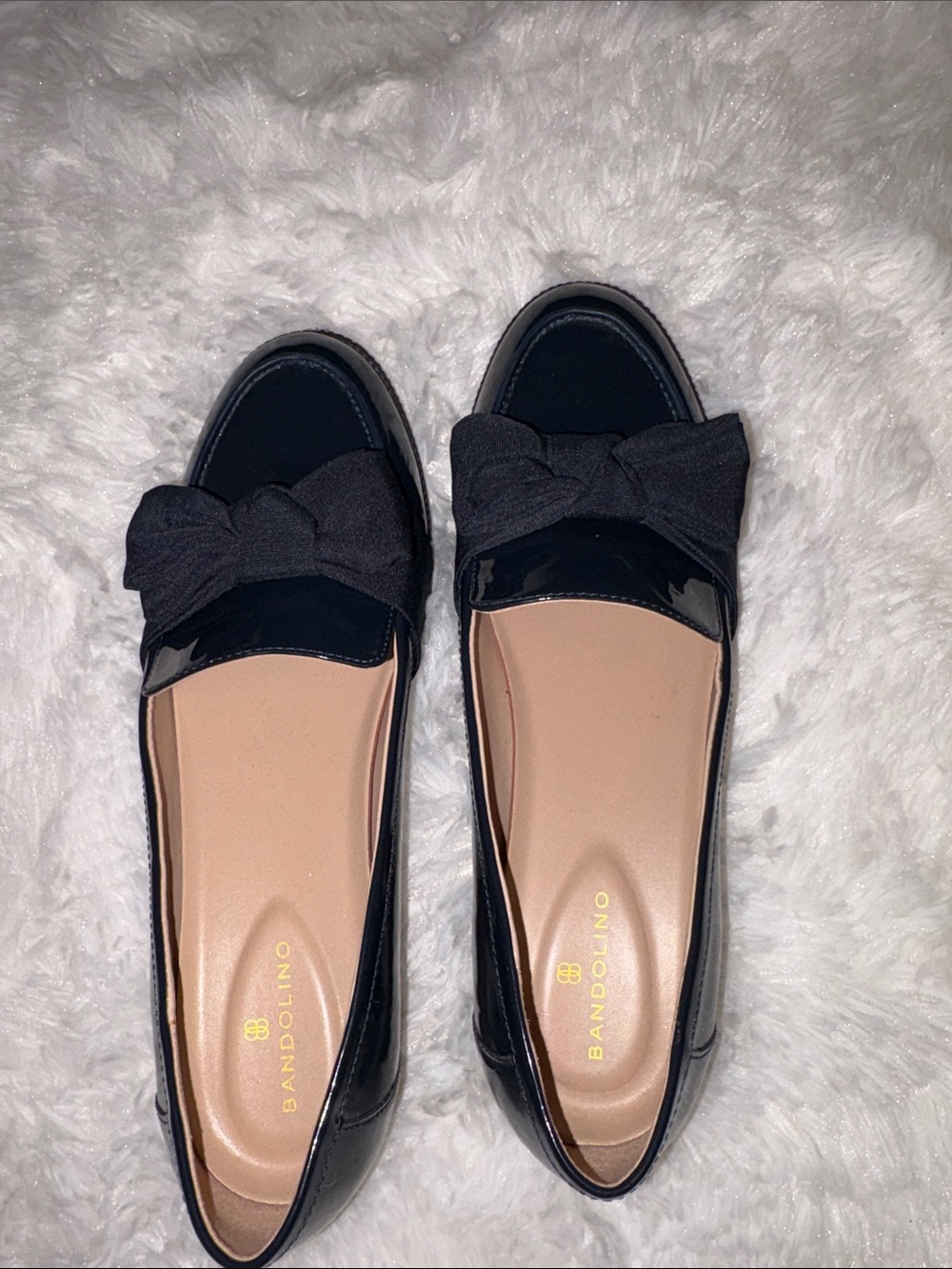 Bandolino Navy Patent Bow Loafer. Never worn. - Picture 12 of 12